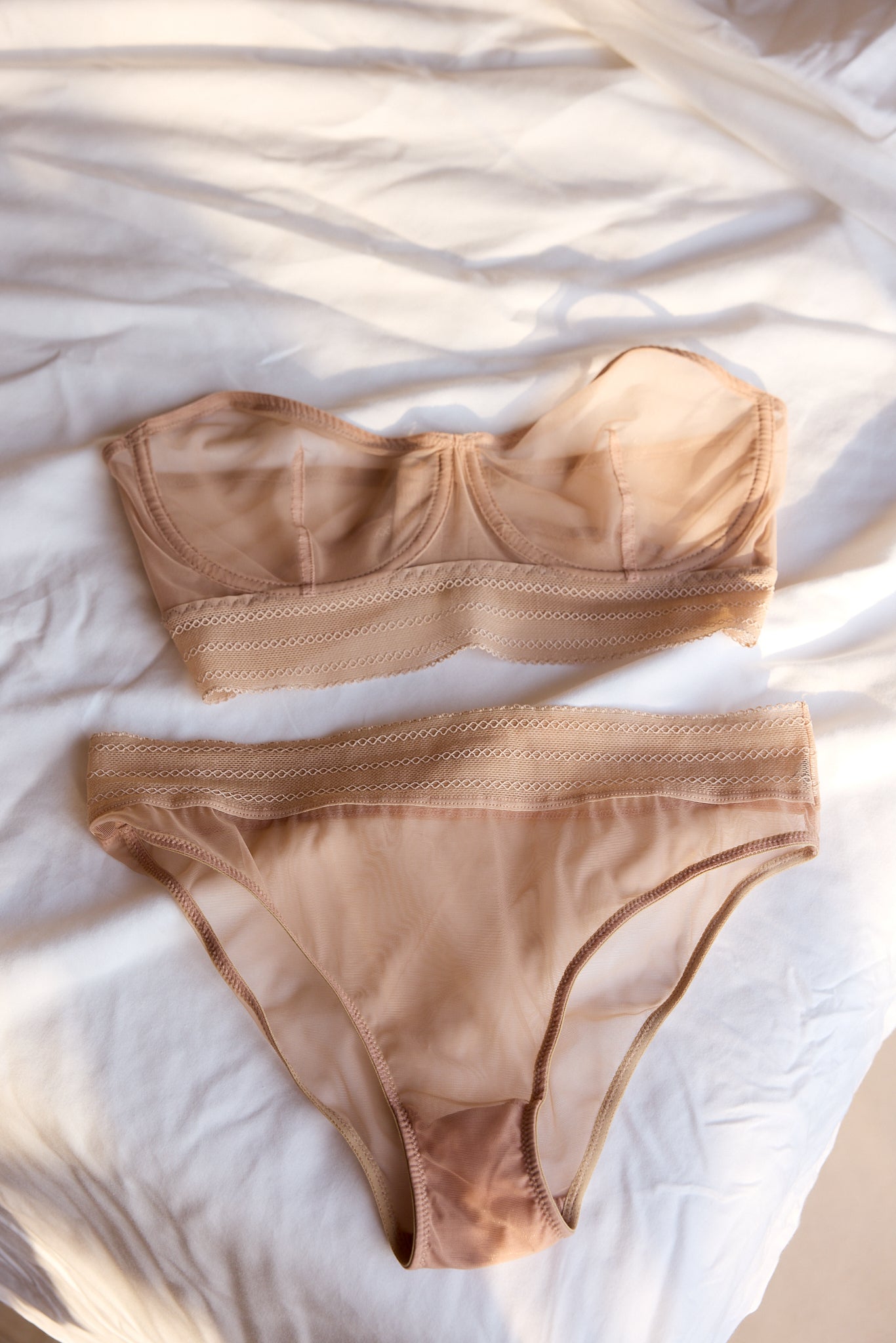 Discover the Bare Powder Strapless Bra with Melissa Meyers
